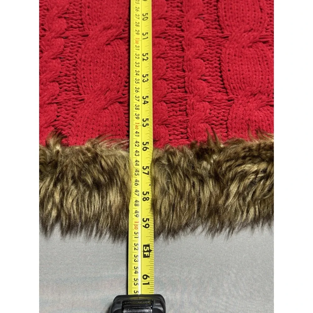 Pier 1 Imports Red Cable Knit Throw Blanket Faux Fur Trim 60” x 47”